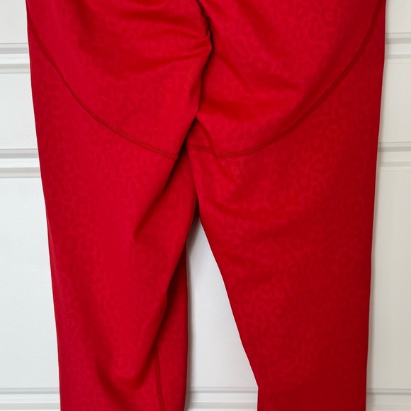 Zyia Active Scrunchie Red‎ Leopard Leggings Size 8/10 Light N Tight High Waist - Picture 9 of 10
